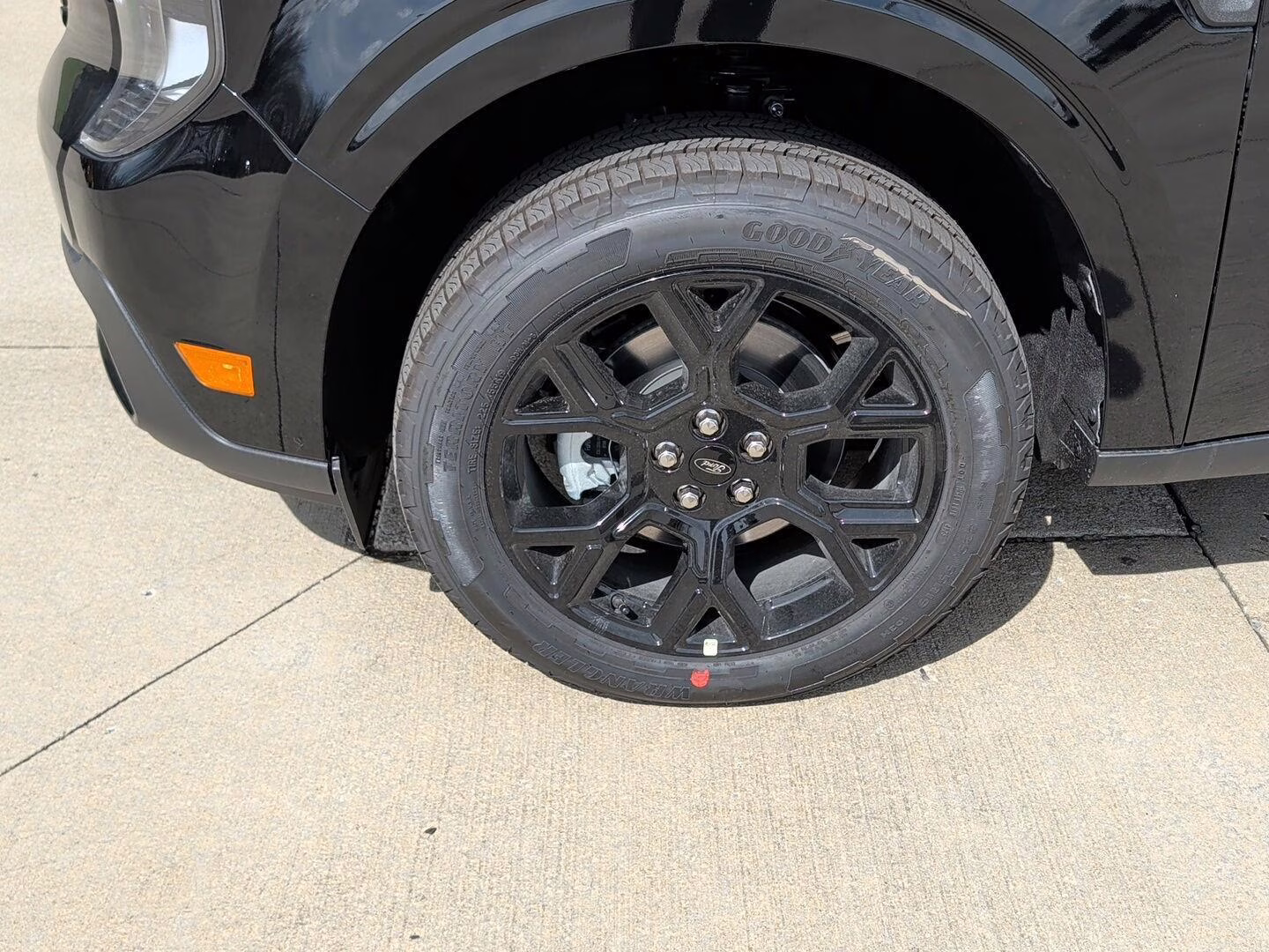 2026 Shadow Black Ford Maverick XLT AWD Truck