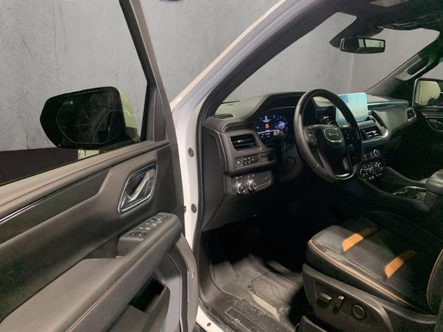 2024 Summit White GMC Yukon XL AT4 4X4 SUV