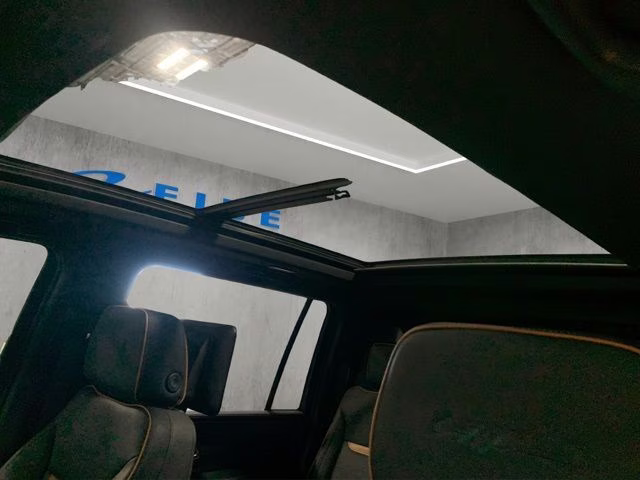 2024 Summit White GMC Yukon XL AT4 4X4 SUV