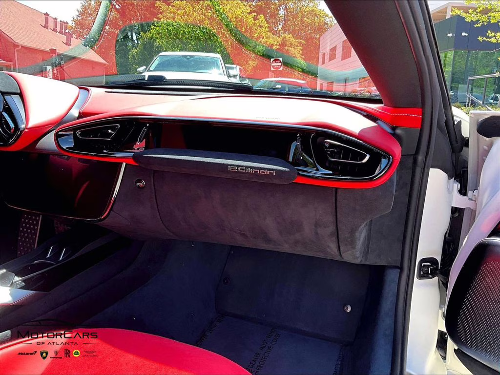 2026 Bianco Avus Ferrari 12Cilindri RWD Coupe