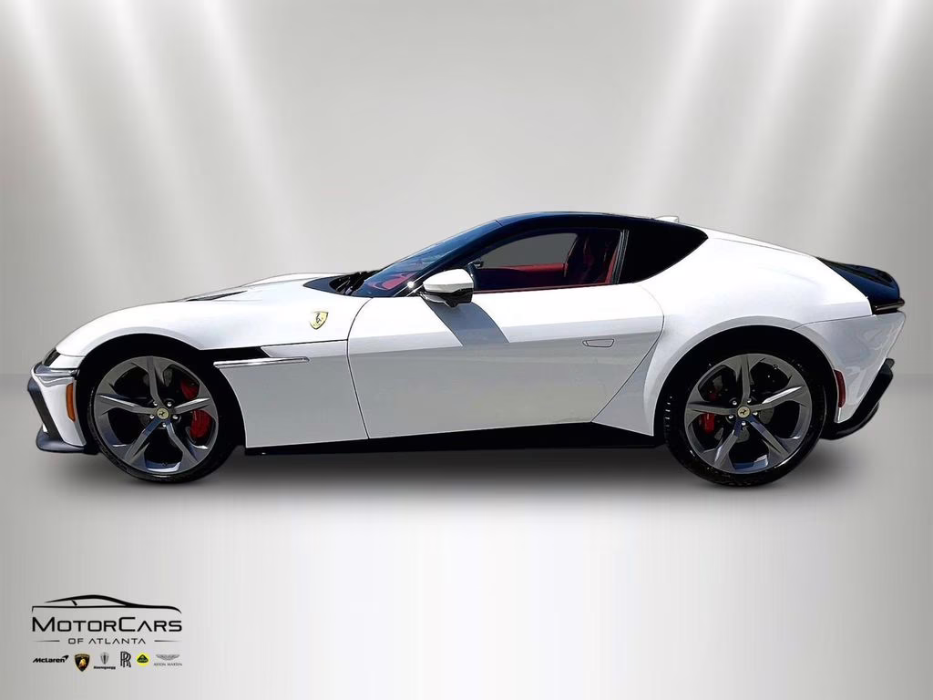 2026 Bianco Avus Ferrari 12Cilindri RWD Coupe