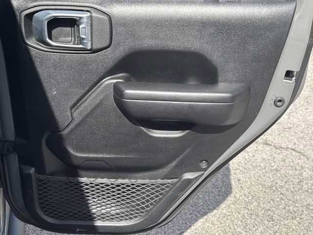 2021 Sting-Gray Clearcoat Jeep Wrangler 4X4 Convertible