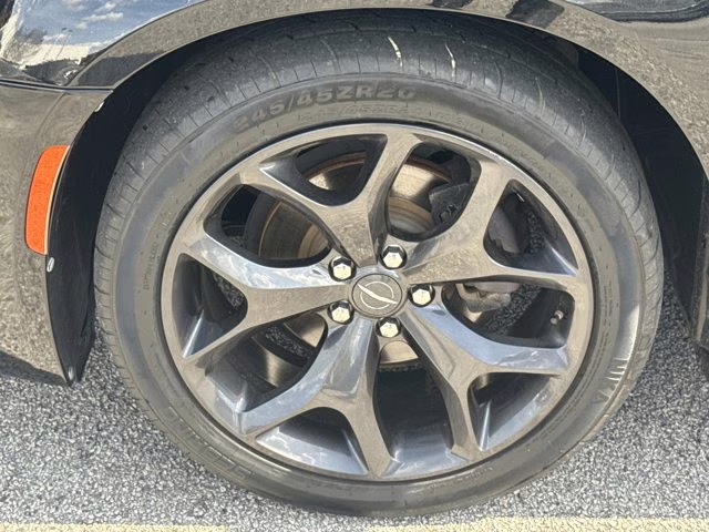 2021 Gloss Black Chrysler 300 RWD Sedan