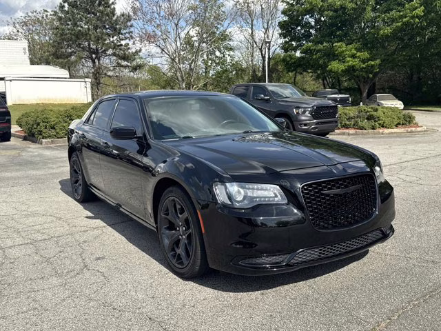 2021 Gloss Black Chrysler 300 RWD Sedan