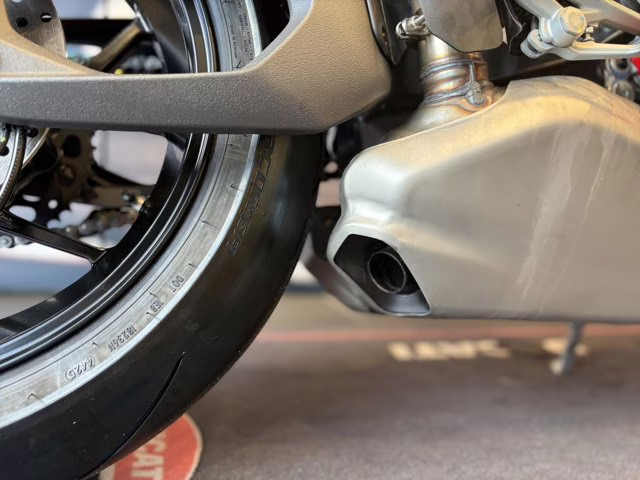 2026 RED Ducati PANIGALE V4