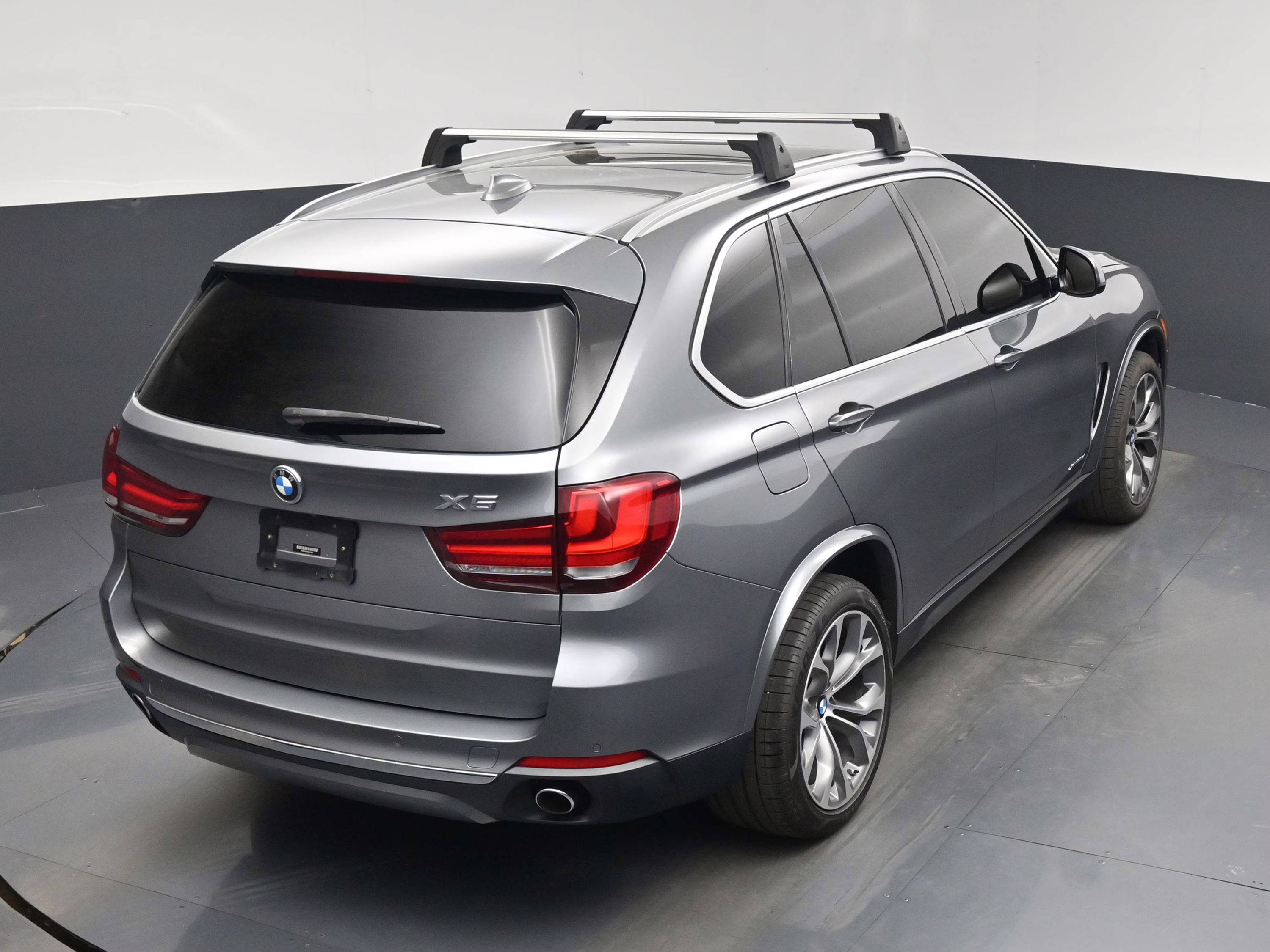2015 Space Gray Metallic BMW X5 xDrive35d AWD SUV