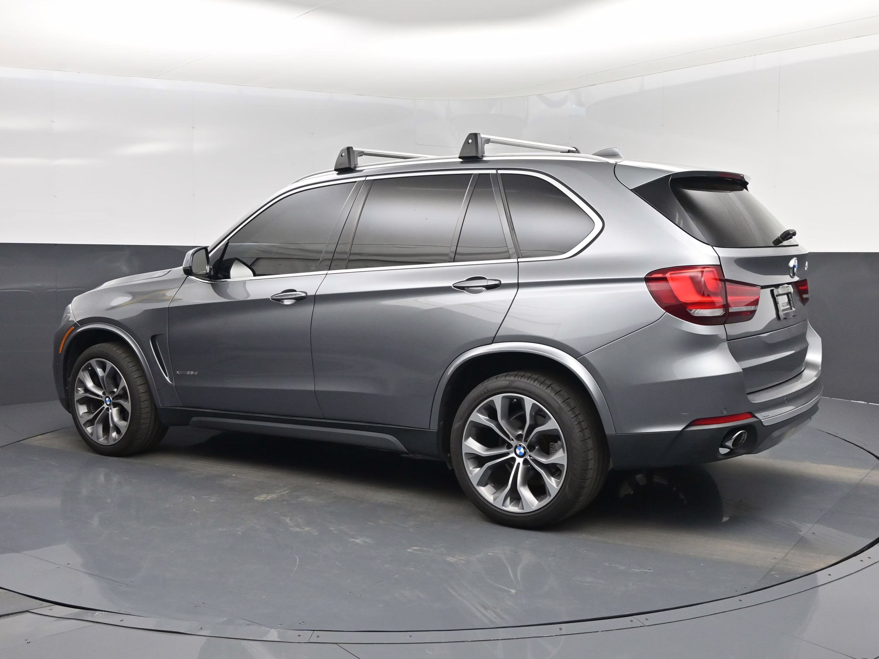 2015 Space Gray Metallic BMW X5 xDrive35d AWD SUV