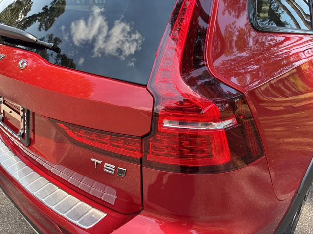 2020 Fusion Red Metallic Volvo V60 Cross Country T5 AWD Crossover