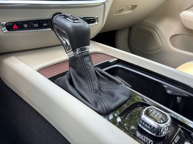 2020 Fusion Red Metallic Volvo V60 Cross Country T5 AWD Crossover