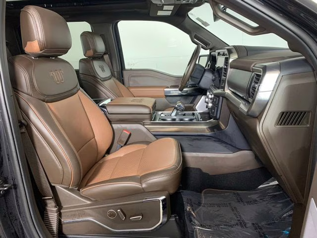 2025 Agate Black Metallic Ford F-150 King Ranch 4X4 Truck