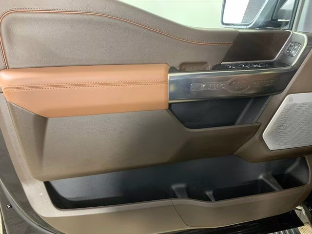 2025 Agate Black Metallic Ford F-150 King Ranch 4X4 Truck