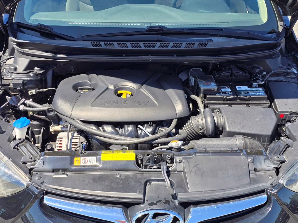 2016 Phantom Black Hyundai Elantra SE FWD Sedan