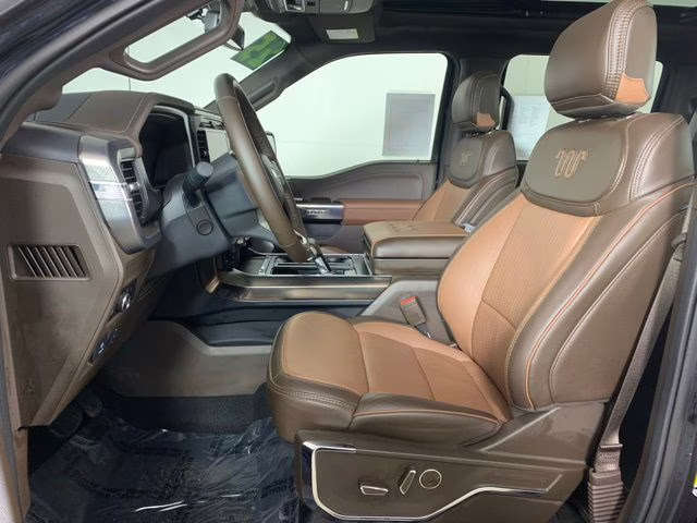 2025 Agate Black Metallic Ford F-150 King Ranch 4X4 Truck