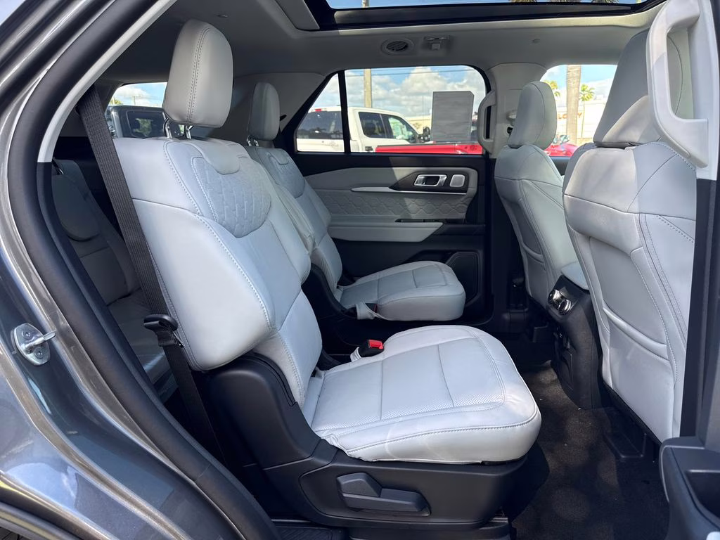 2026 Carbonized Gray Metallic Ford Explorer Platinum 4X4 SUV