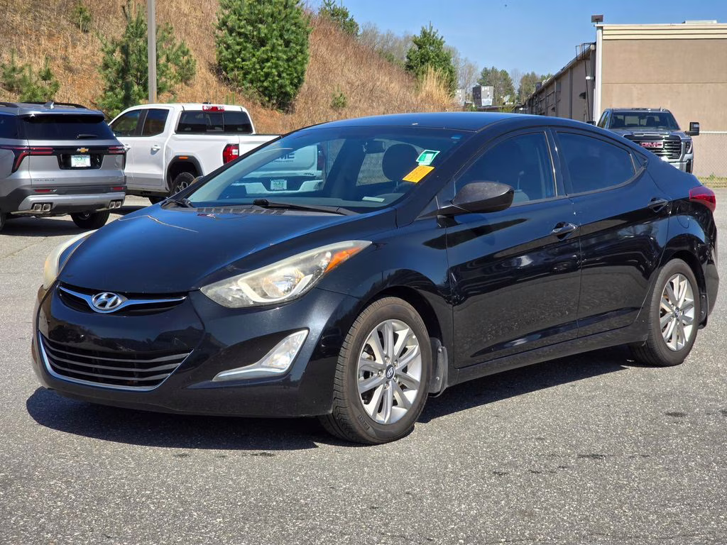 Used 2016 Hyundai Elantra SE with VIN 5NPDH4AE0GH657342 for sale in Spruce Pine, NC