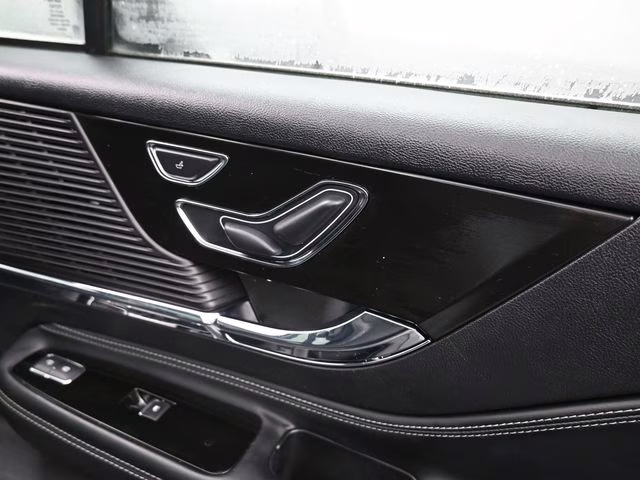 2022 Black Metallic Lincoln Corsair Standard AWD SUV