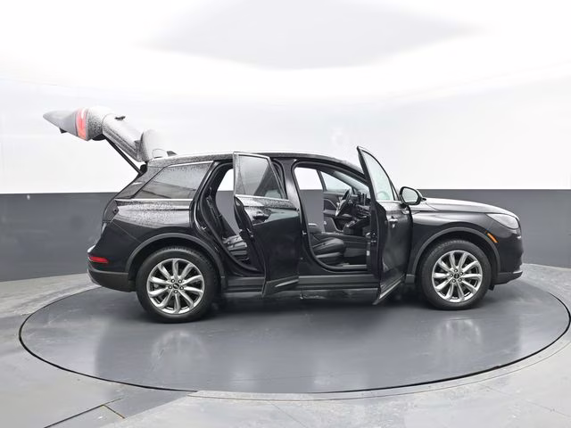 2022 Black Metallic Lincoln Corsair Standard AWD SUV