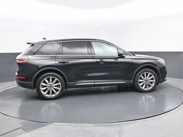 2022 Black Metallic Lincoln Corsair Standard AWD SUV
