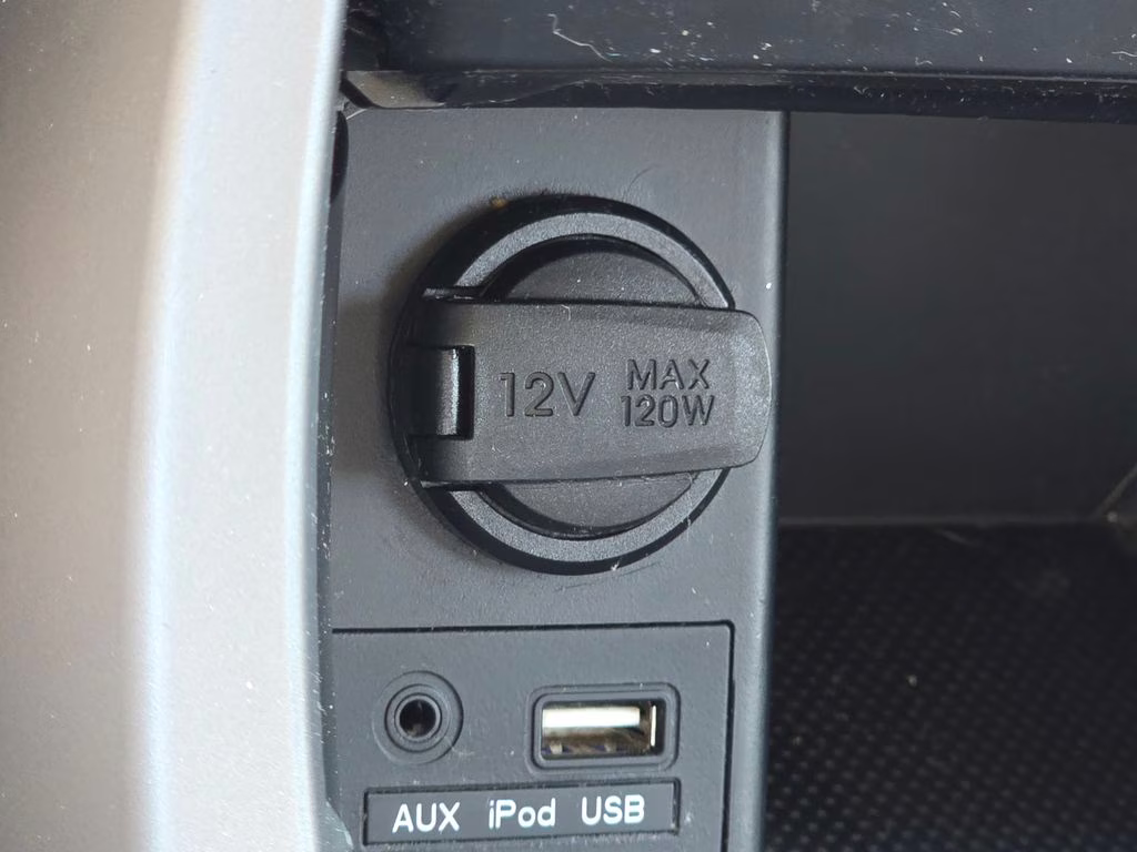 2016 Phantom Black Hyundai Elantra SE FWD Sedan