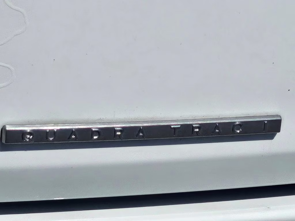 2023 Bright White Clearcoat Jeep Wagoneer Base 4X4 SUV