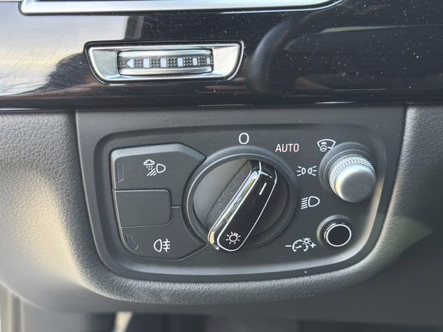 2017 Glacier White Audi A8 L 3.0T AWD Sedan