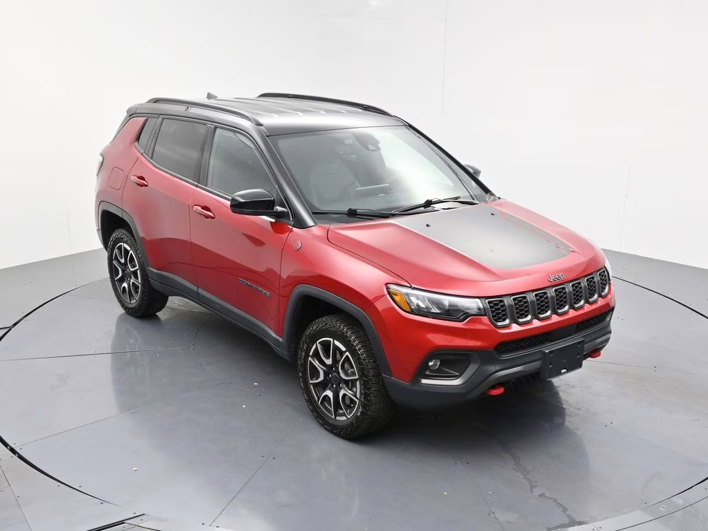 2025 Red Hot Pearlcoat Jeep Compass Trailhawk 4X4 SUV