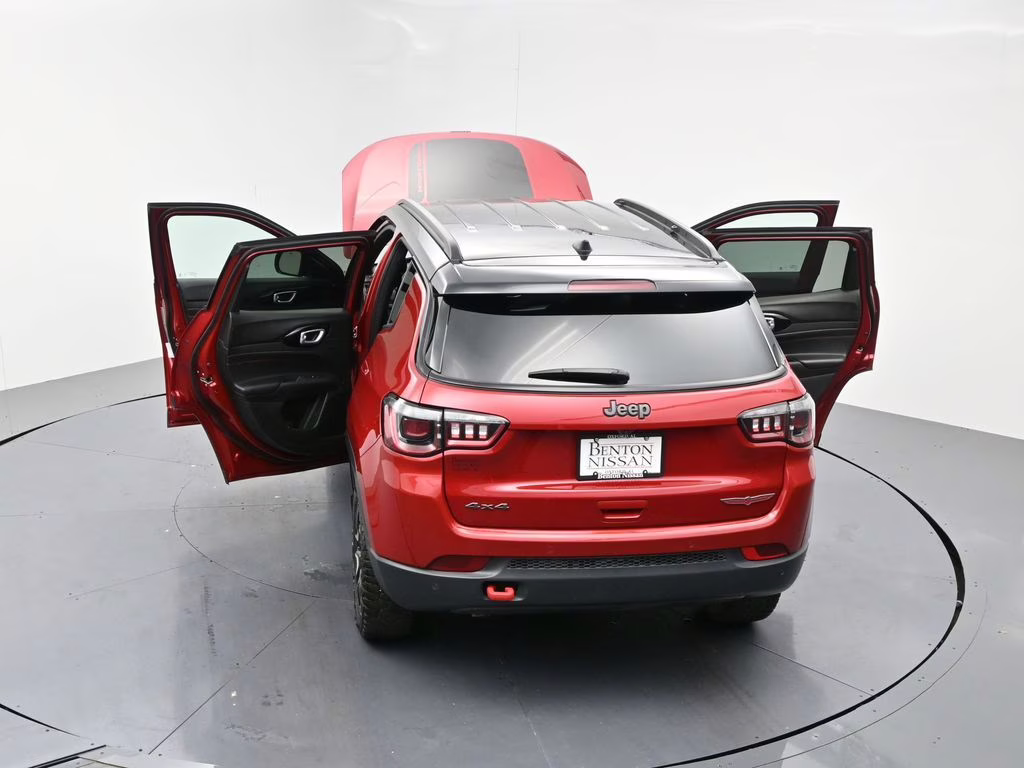 2025 Red Hot Pearlcoat Jeep Compass Trailhawk 4X4 SUV