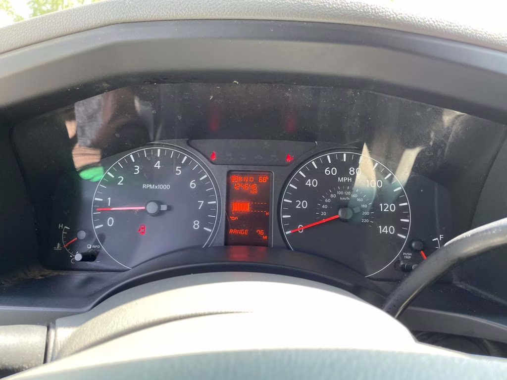 2020 Glacier White Nissan NV2500 HD SV RWD Van