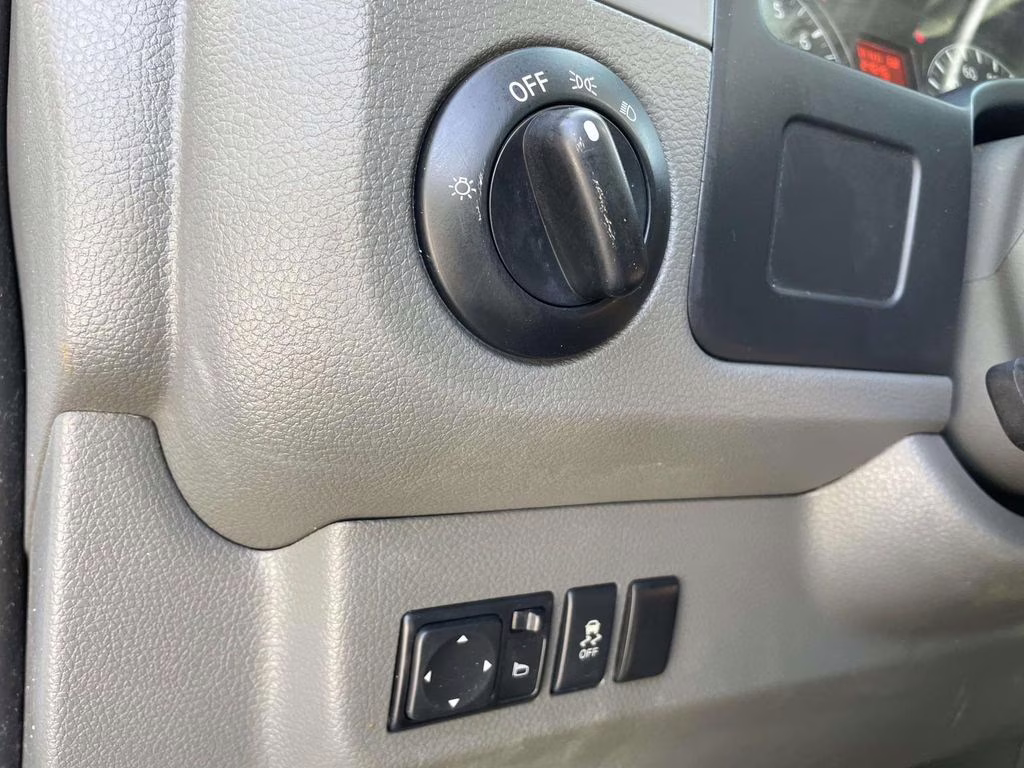 2020 Glacier White Nissan NV2500 HD SV RWD Van