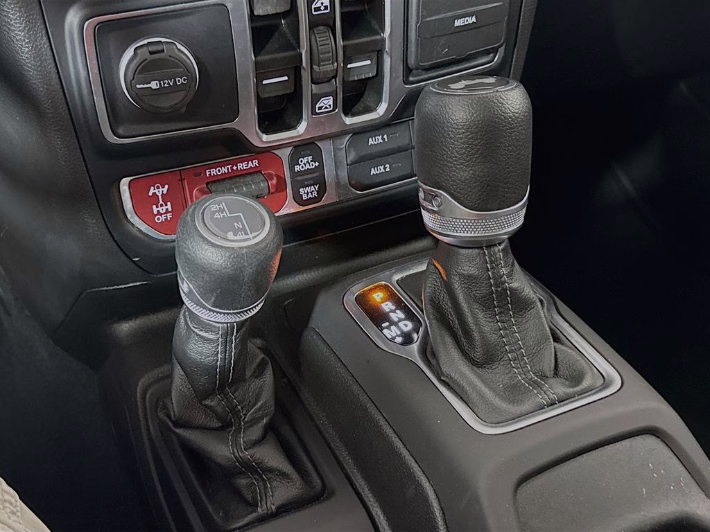 2024 Black Clearcoat Jeep Wrangler Rubicon 4X4 SUV