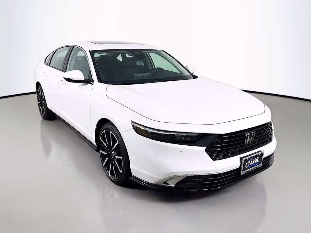 2026 Platinum White Pearl Honda Accord Hybrid Touring FWD Sedan