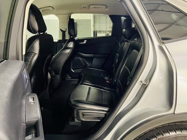 2022 Silver Metallic Ford Escape SEL AWD SUV