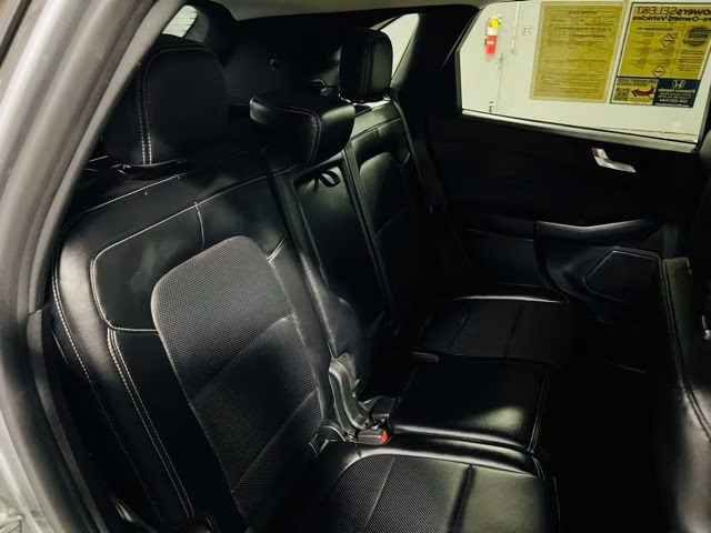 2022 Silver Metallic Ford Escape SEL AWD SUV