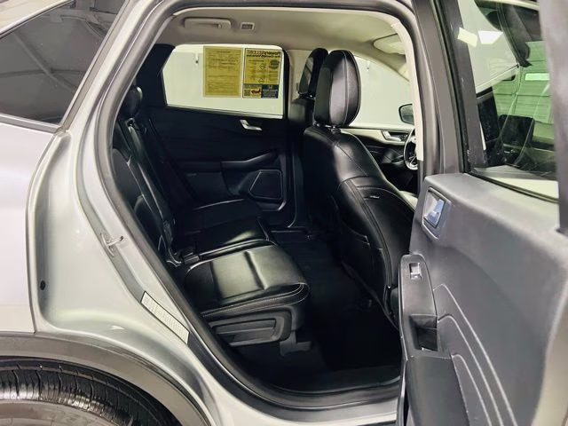 2022 Silver Metallic Ford Escape SEL AWD SUV