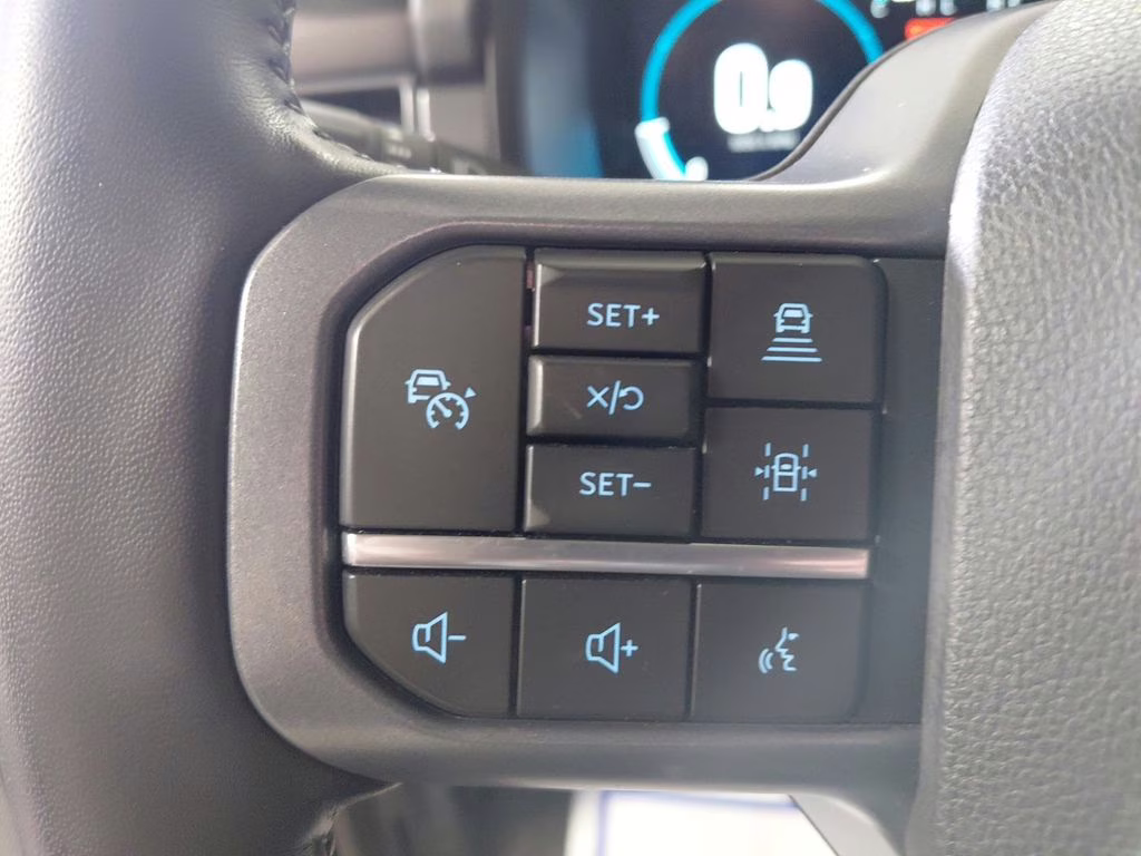 2023 Black Metallic Ford F-150 Lariat Sport w/Black Appearance & Twin Panel Moonr 4X4 Truck