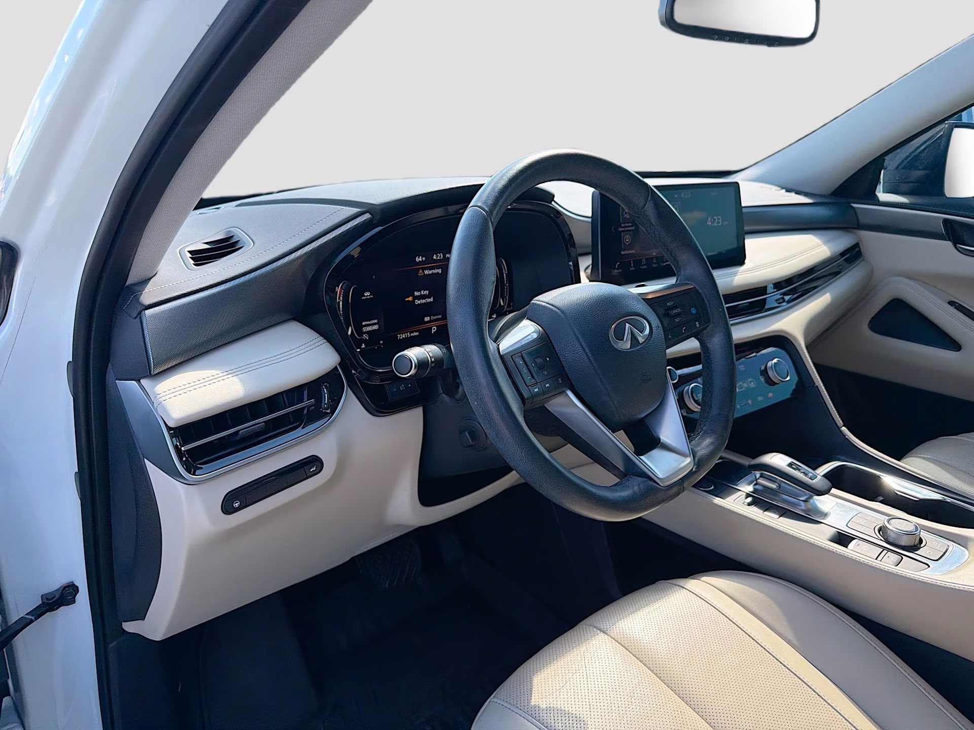 2022 Majestic White INFINITI QX60 LUXE FWD SUV