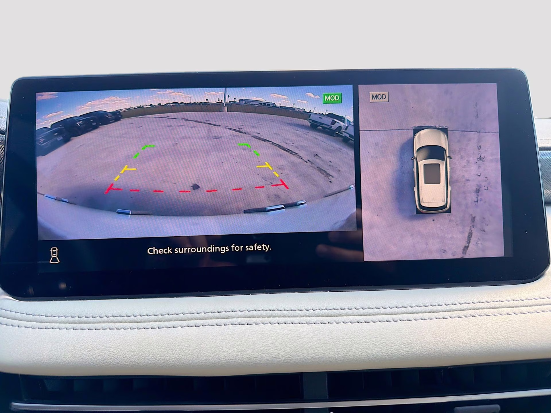 2022 Majestic White INFINITI QX60 LUXE FWD SUV