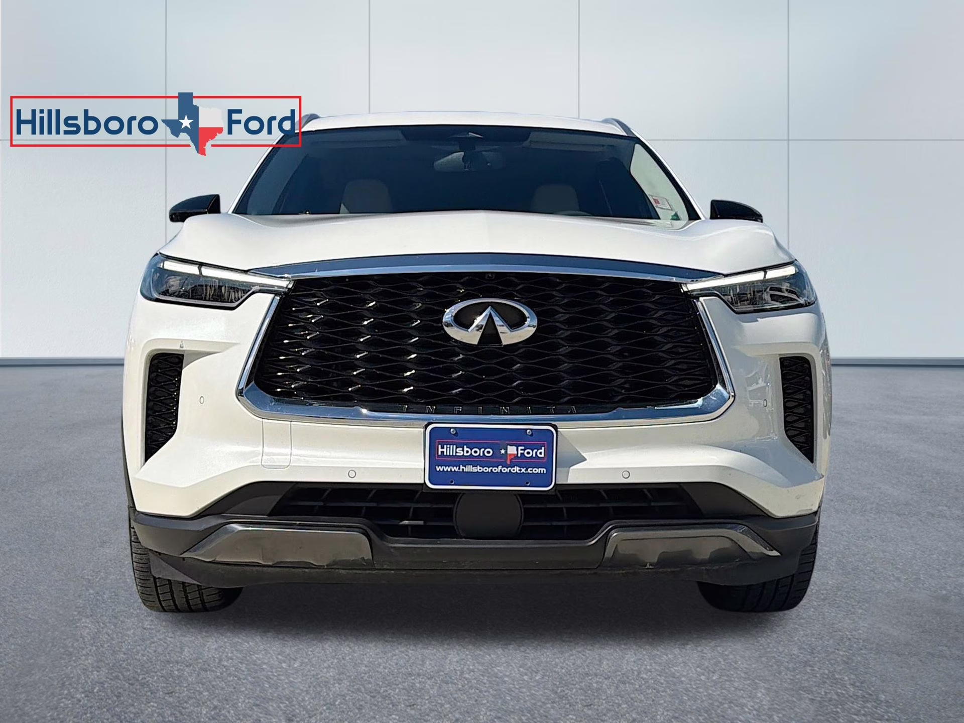 2022 Majestic White INFINITI QX60 LUXE FWD SUV