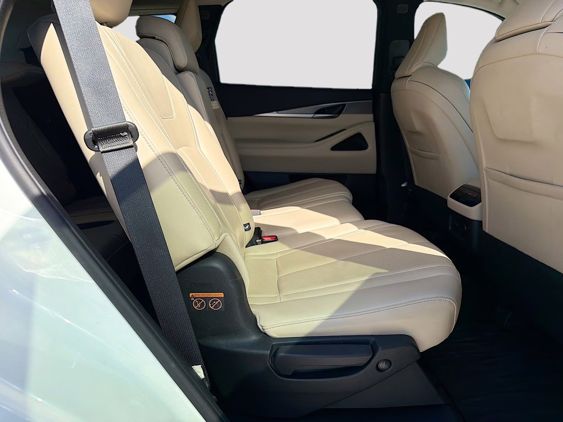 2022 Majestic White INFINITI QX60 LUXE FWD SUV