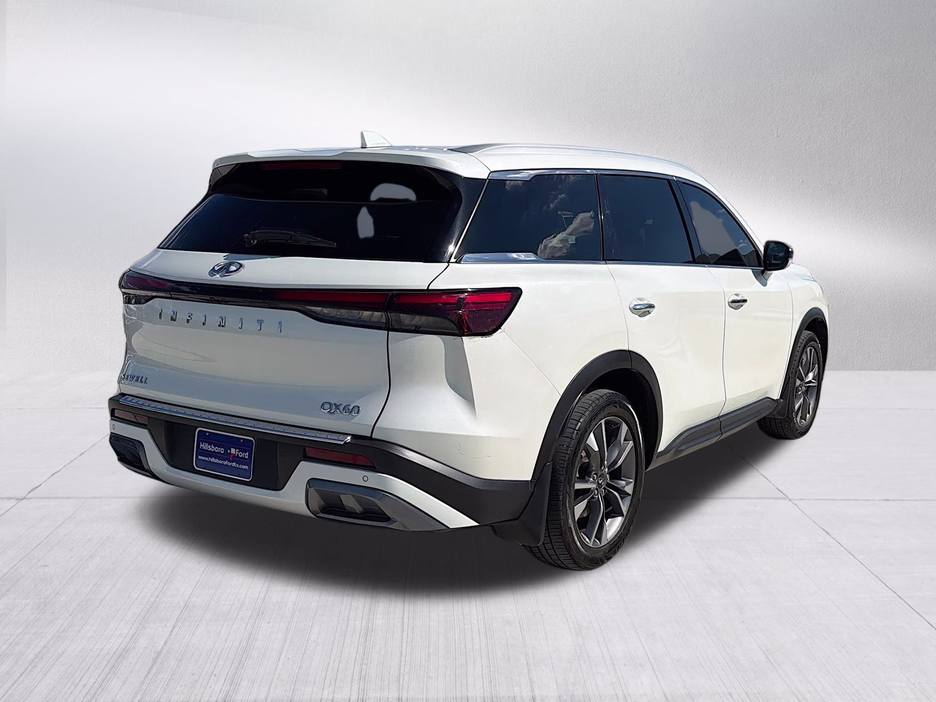 2022 Majestic White INFINITI QX60 LUXE FWD SUV