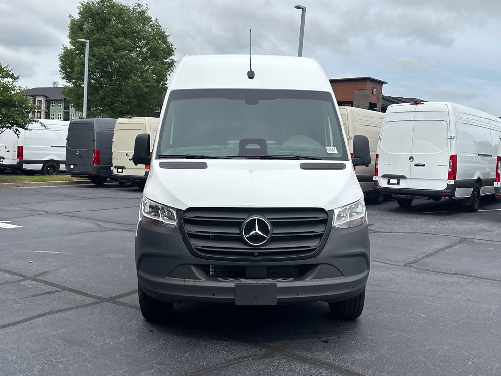 2026 Arctic Mercedes-Benz Sprinter 2500 Cargo 170 WB RWD Van
