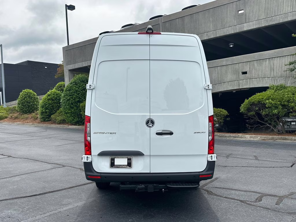 2026 Arctic Mercedes-Benz Sprinter 2500 Cargo 170 WB RWD Van