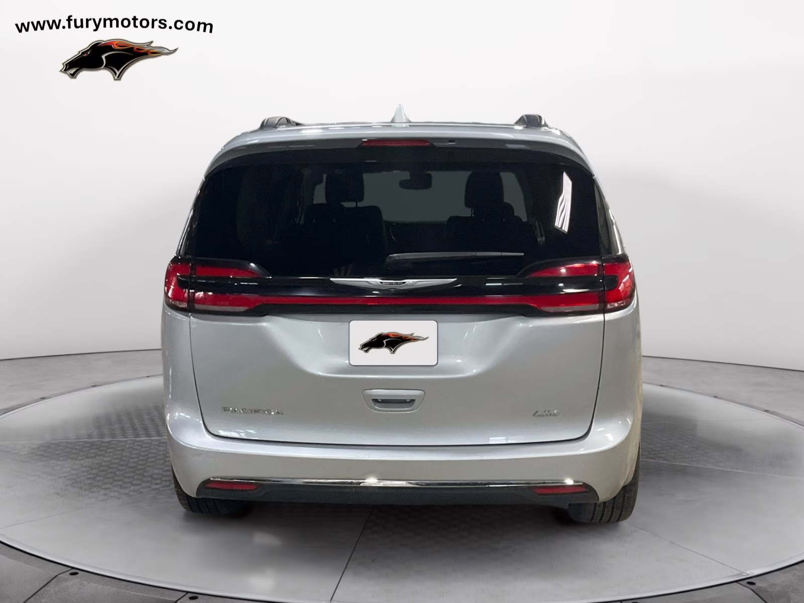 2022 Silver Mist Clearcoat Chrysler Pacifica Touring L AWD Van