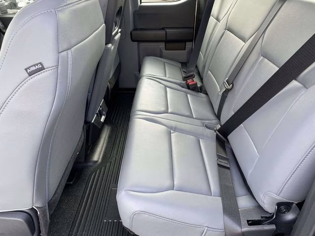 2026 Oxford White Ford Super Duty F-250 SRW XL RWD Truck