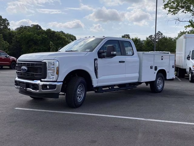 2026 Oxford White Ford Super Duty F-250 SRW XL RWD Truck