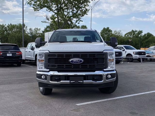 2026 Oxford White Ford Super Duty F-250 SRW XL RWD Truck