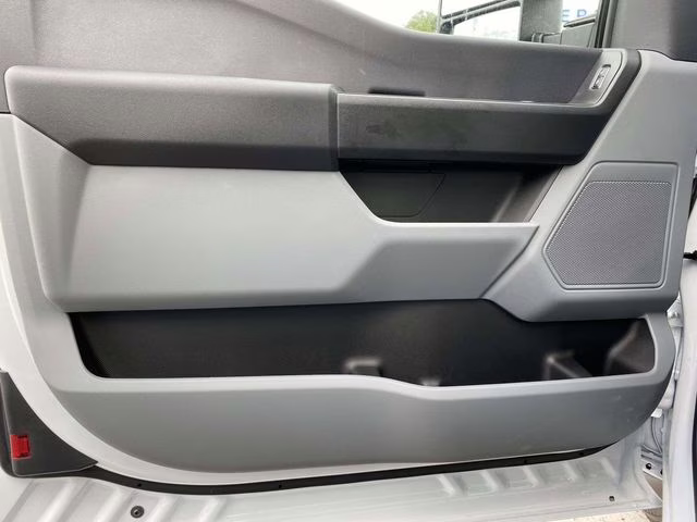 2026 Oxford White Ford Super Duty F-250 SRW XL RWD Truck