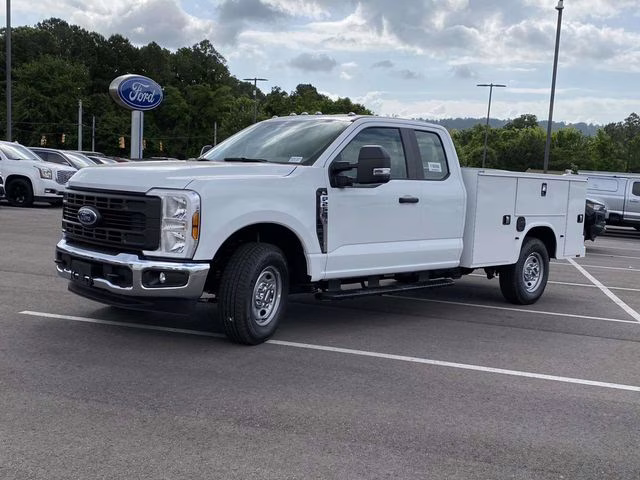 2026 Oxford White Ford Super Duty F-250 SRW XL RWD Truck