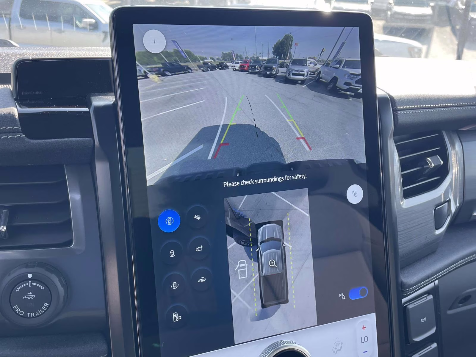 2024 Agate Black Metallic Ford F-150 Lightning Flash AWD Truck