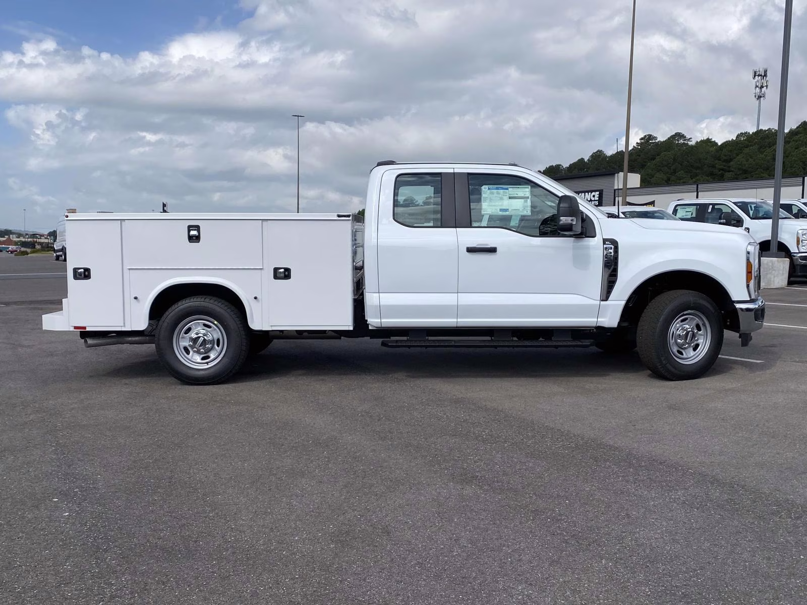 2026 Oxford White Ford Super Duty F-250 SRW XL RWD Truck